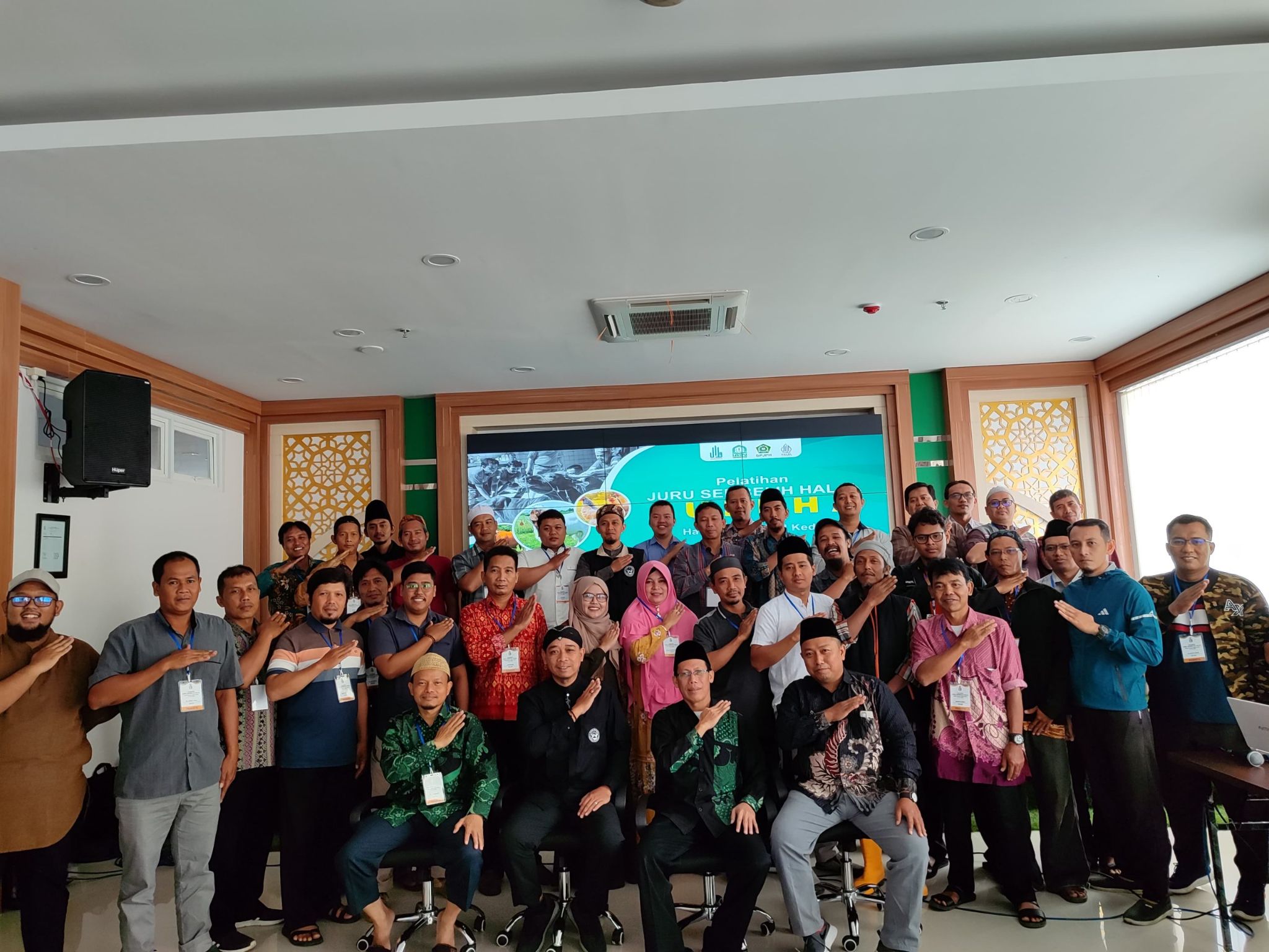 Partisipasi Wujudkan Ekosistem Halal, Halal Center Iain Kediri Berikan Pelatihan Juru Sembelih Halal