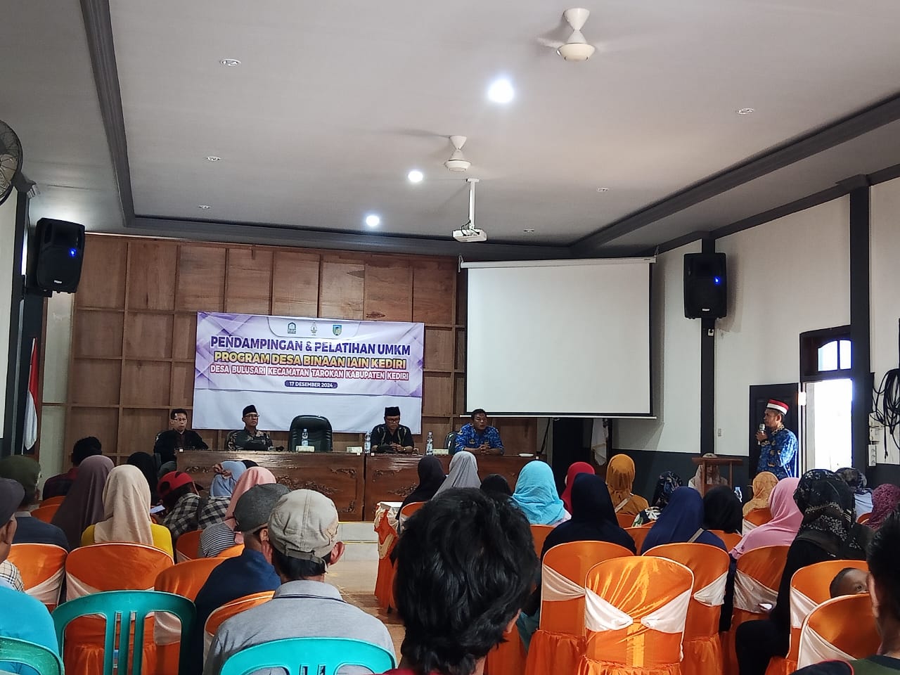 Dorong Penguatan Ekonomi Halal, LPPM IAIN Kediri Gelar Pelatihan dan Pendampingan Usaha Mikro Kecil (UMK)